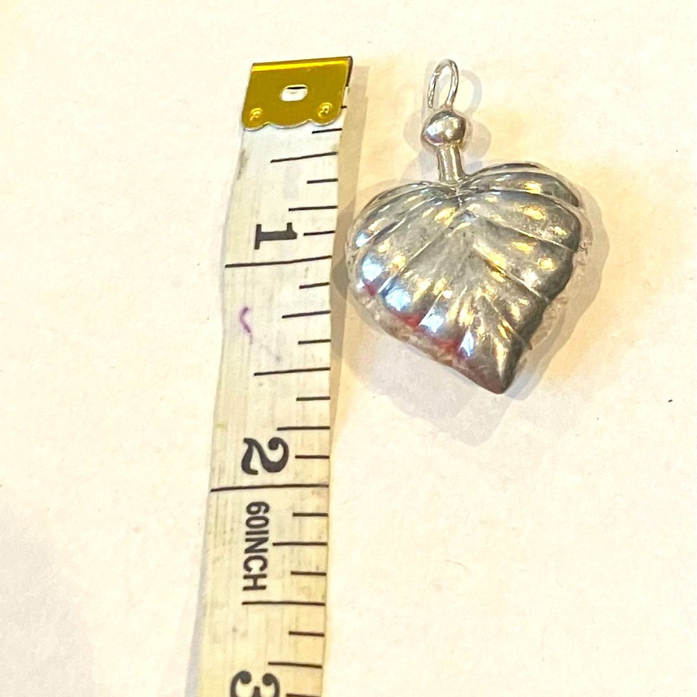 Vintage silver heart pendant